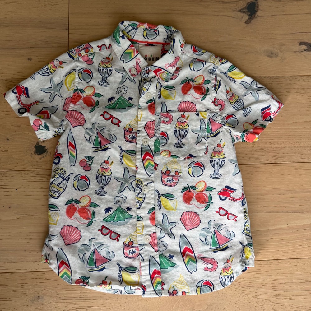 Mini Boden Boys White Summer Vacation Print Button Down Shirt 4-5Y
